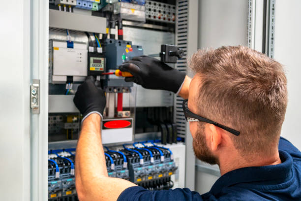 Best Affordable Emergency Electrician  in Seneca, KS